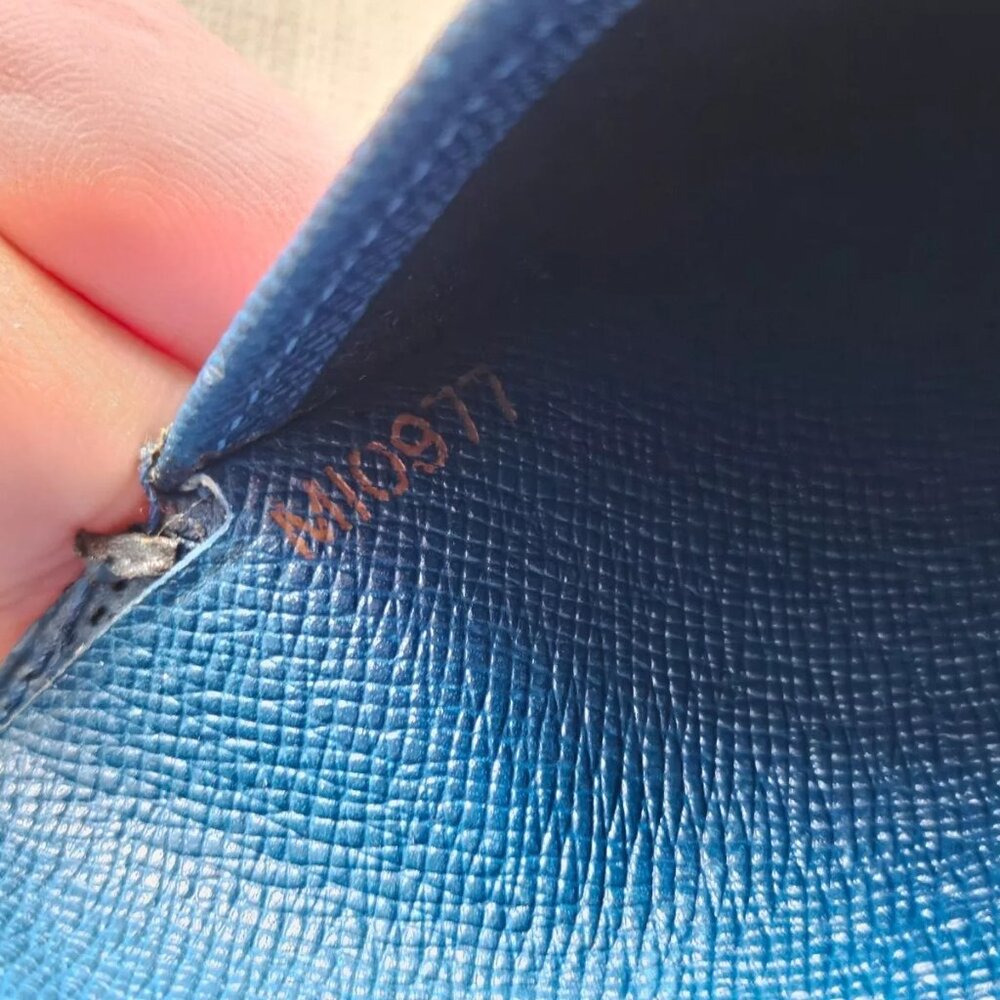 Louis Vuitton Wallet Card Holder Blue Leather Bifold Purse Made in Spain - Picture 13 of 13
